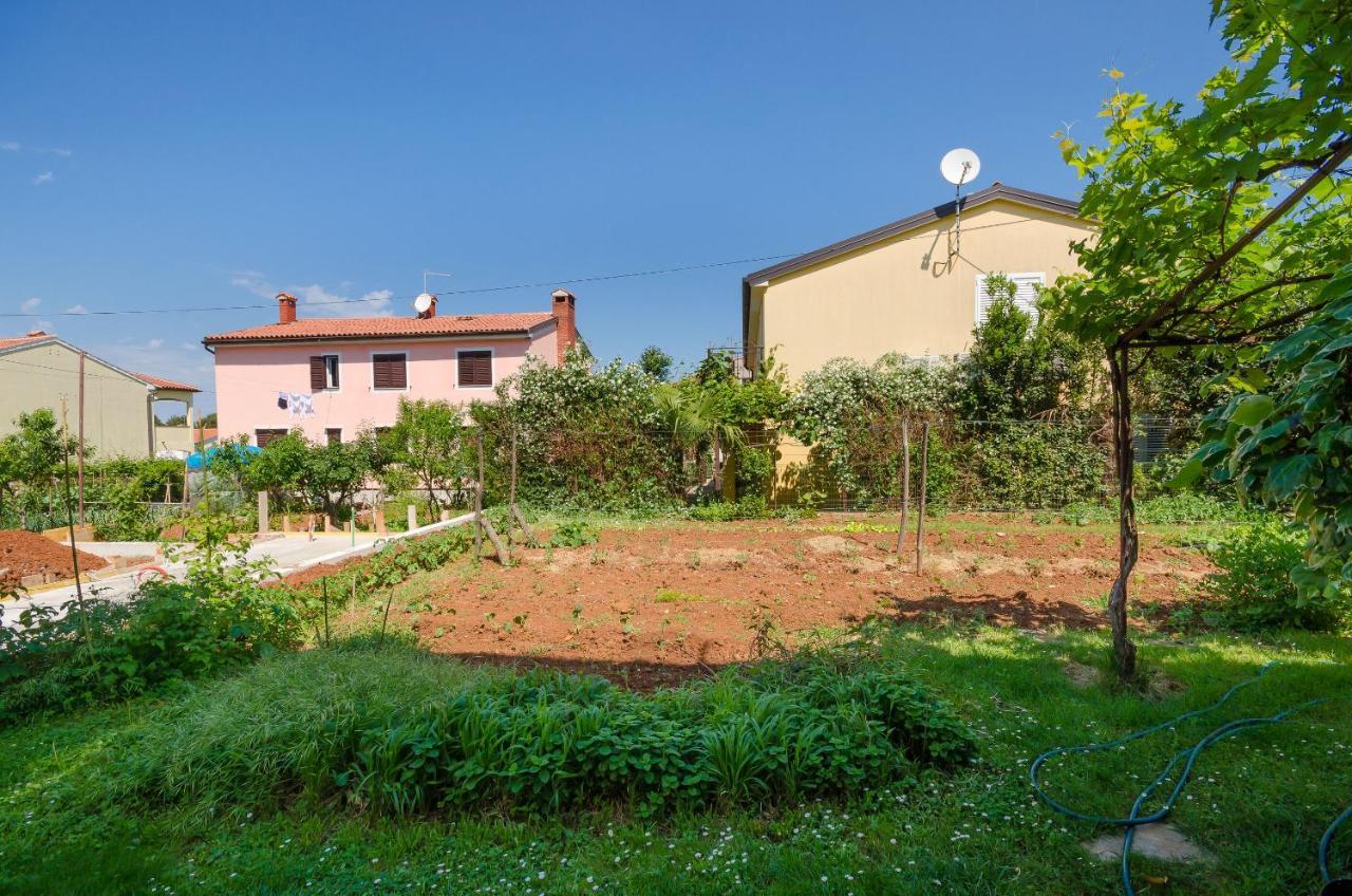 Apartments Milan Poreč Dış mekan fotoğraf
